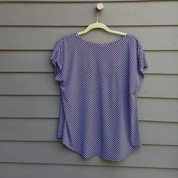 Chicos Navy White Polka Dot Top size 2 - Picture 2 of 10